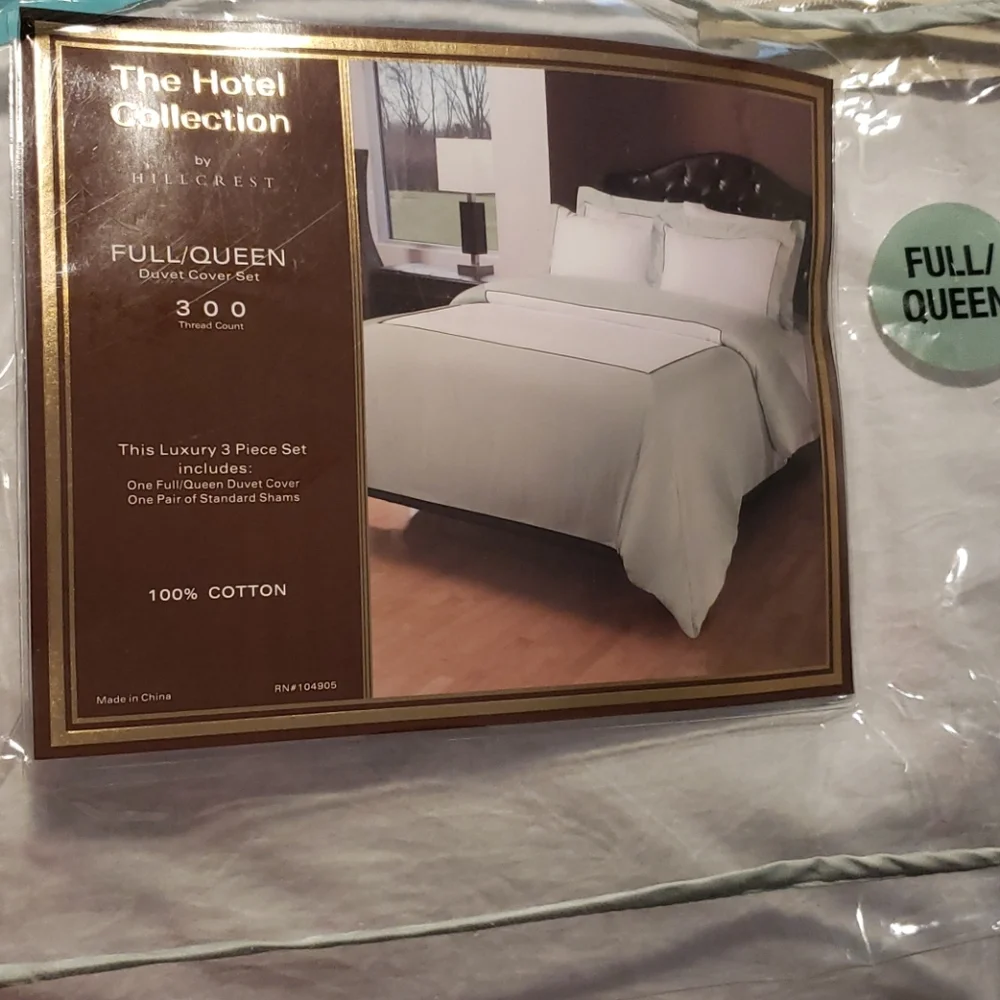 Hotel collection full / queen duvet and 2 shams